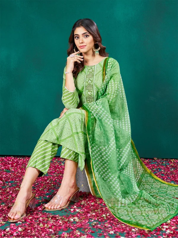 Green_&_Parrot_Kurta_Pant_Dupatta_Set_For_Women