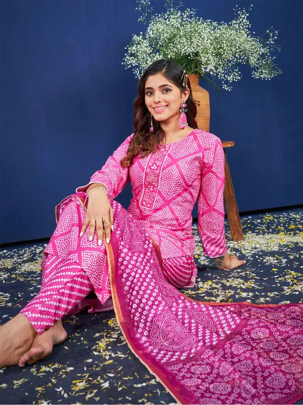 Pink_Kurta_Pant_Dupatta_Set_For_Women