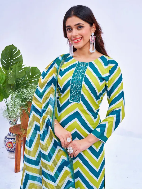 Green_Kurta_Pant_Dupatta_Set_For_Women