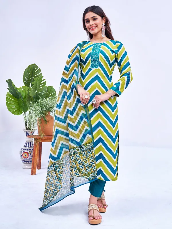 Green_Kurta_Pant_Dupatta_Set_For_Women