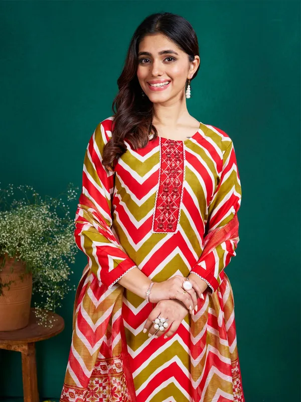 Red_Kurta_Pant_Dupatta_Set_For_Women