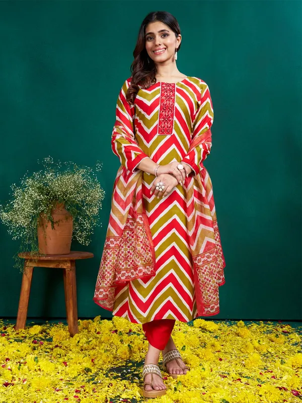 Red_Kurta_Pant_Dupatta_Set_For_Women