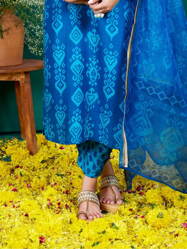 Blue_Kurta_Pant_Dupatta_Set_For_Women