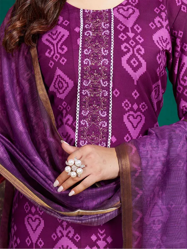 Purple_Kurta_Pant_Dupatta_Set_For_Women