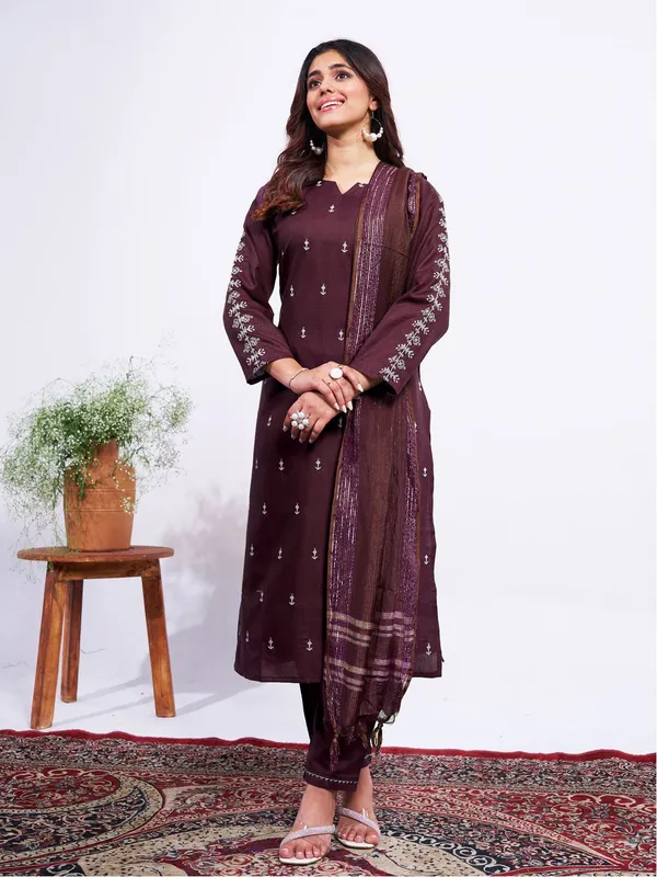 Brown_&_Coffee_Kurta_Pant_Dupatta_Set_For_Women