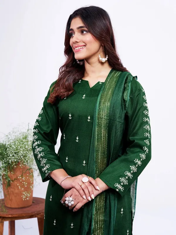 Dark_Green_Kurta_Pant_Dupatta_Set_For_Women