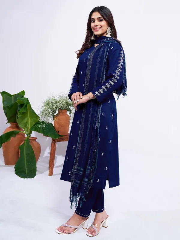 Purple_&_Dark_Blue_Kurta_Pant_Dupatta_Set_For_Women