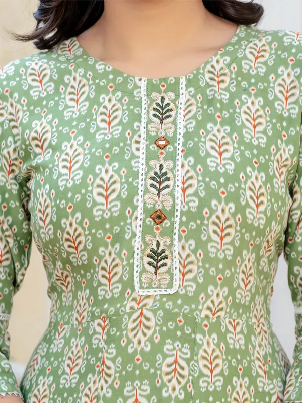 Green_Green_Printed_A-line_Kurta_For_Women