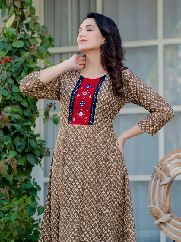 Beige_&_Khaki_Beige_Printed_A-line_Kurta_For_Women