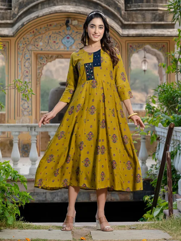 Green_&_Mehendi_Green_Printed_A-line_Kurta_For_Women