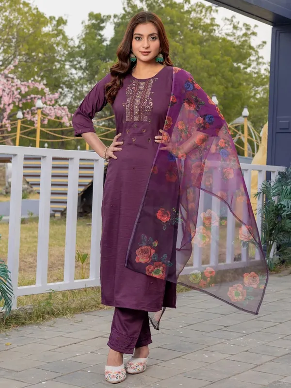 Purple_Kurta_Pant_Dupatta_Set_For_Women