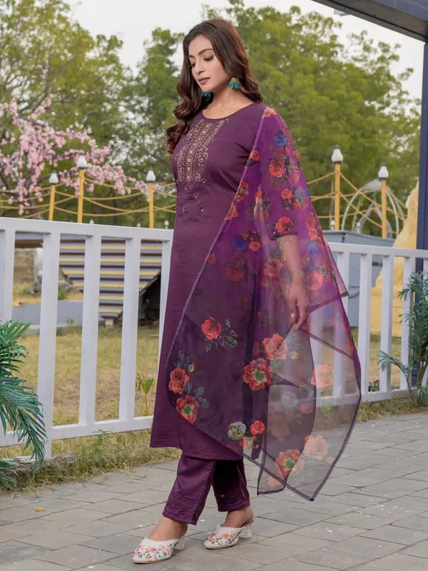 Purple_Kurta_Pant_Dupatta_Set_For_Women
