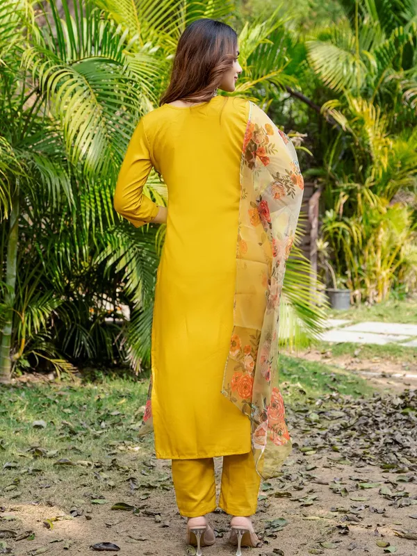 Yellow_Kurta_Pant_Dupatta_Set_For_Women