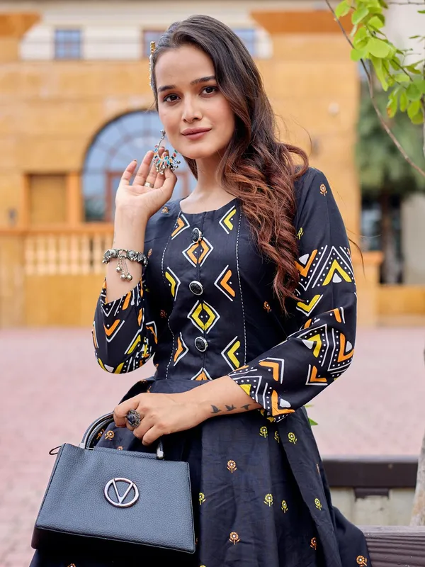 Black_Black_Printed_Anarkali_Kurta_For_Women