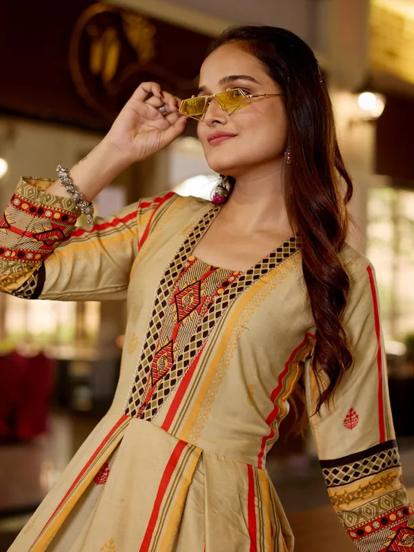 Yellow_&_Cream_Yellow_Printed_Anarkali_Kurta_For_Women