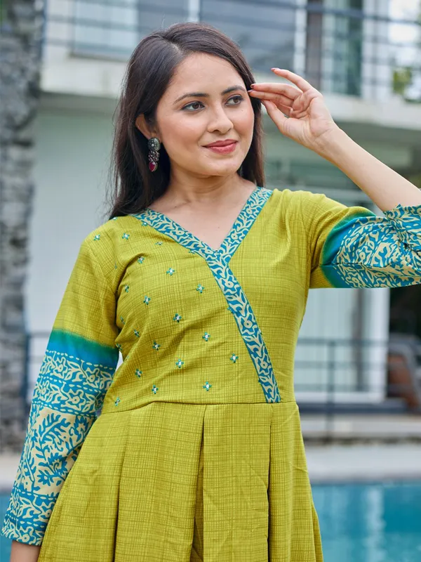 Green_&_Parrot_Green_Printed_Anarkali_Kurta_For_Women