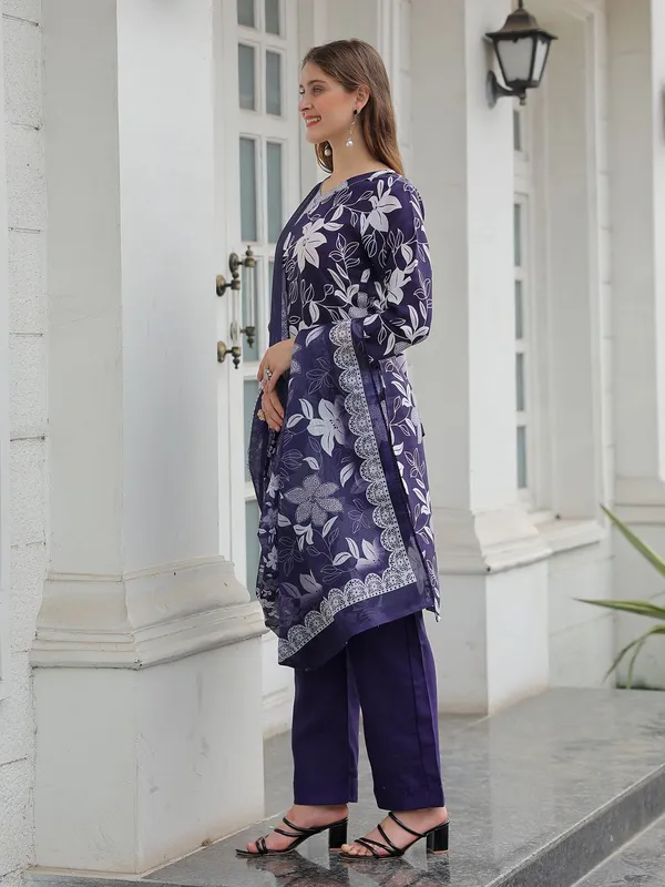 Purple_&_Jamun_Kurta_Pant_Dupatta_Set_For_Women