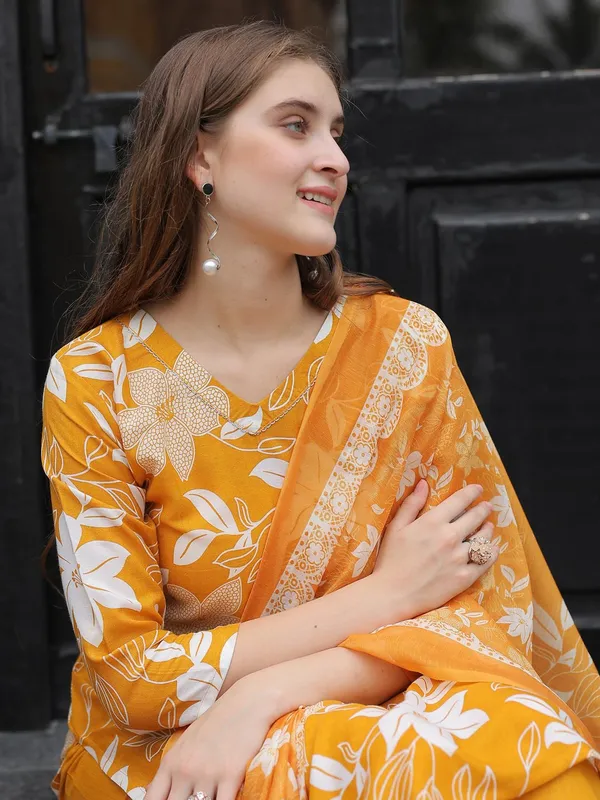 Yellow_Kurta_Pant_Dupatta_Set_For_Women