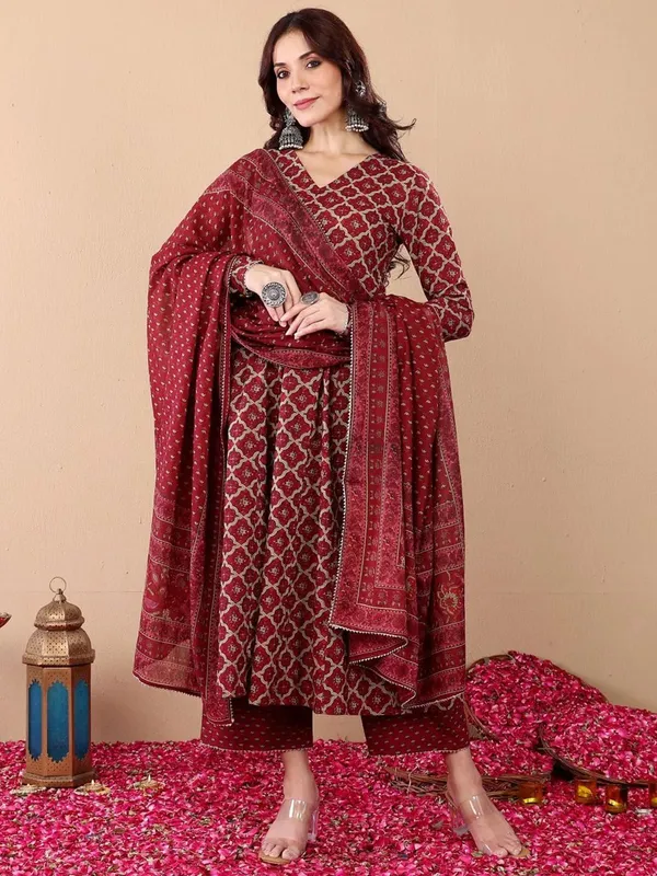 Maroon_Kurta_Pant_Dupatta_Set_For_Women