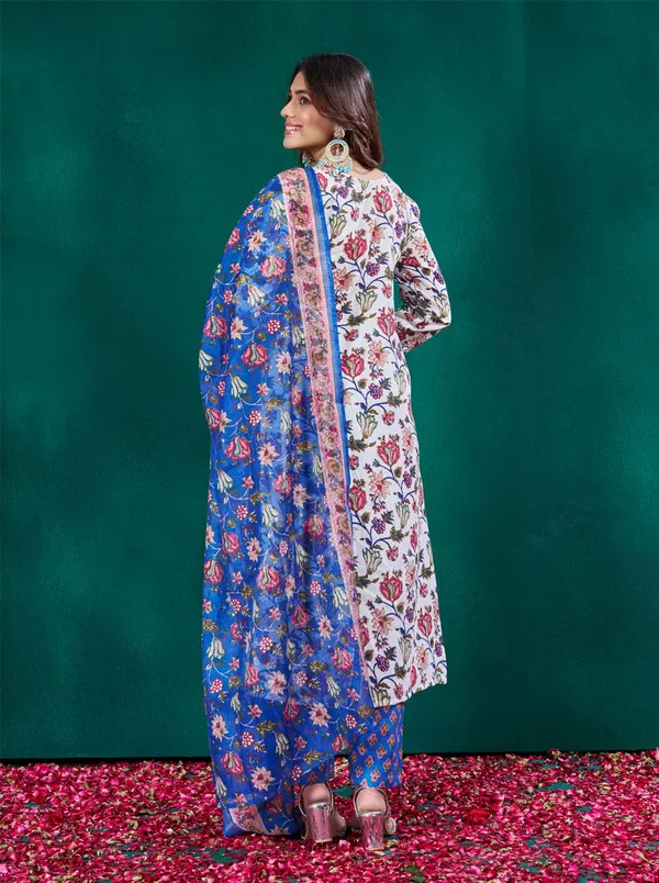 White_Kurta_Pant_Dupatta_Set_For_Women