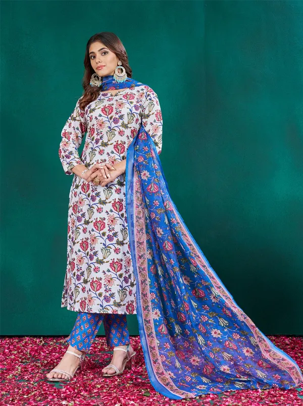 White_Kurta_Pant_Dupatta_Set_For_Women