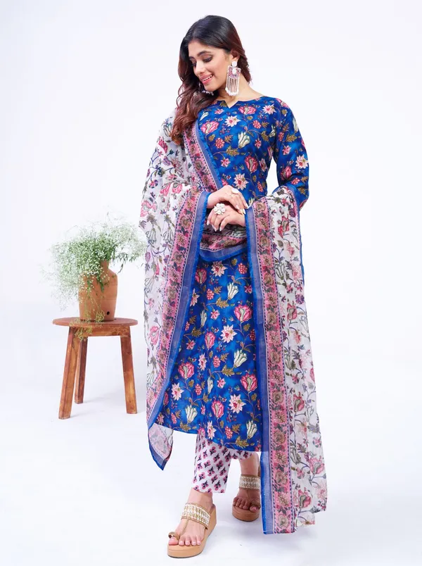 Blue_Kurta_Pant_Dupatta_Set_For_Women