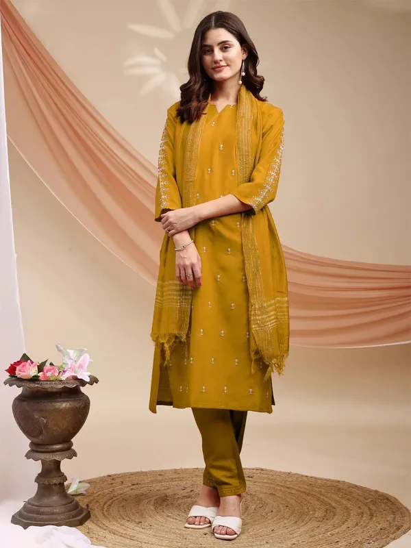 Yellow_Kurti_Pant_Dupatta_Set_For_Women