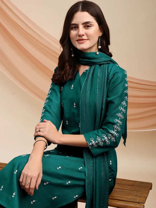 Green_&_Rama_Kurti_Pant_Dupatta_Set_For_Women