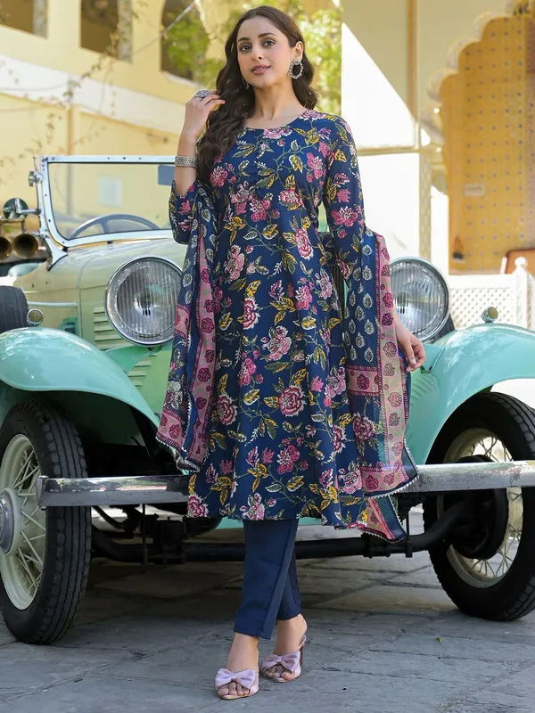 Blue_&_Morpich_Kurta_Pant_Dupatta_Set_For_Women