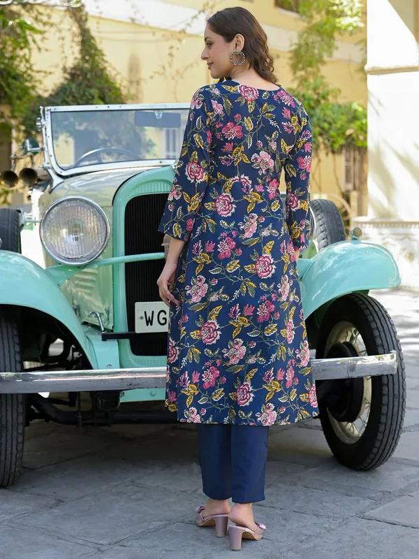 Blue_&_Morpich_Kurta_Pant_Dupatta_Set_For_Women