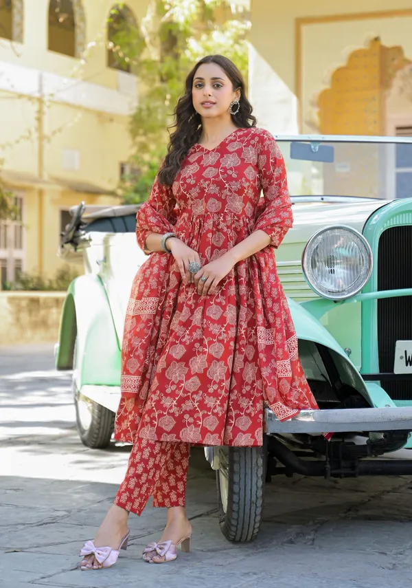 Red_&_Maroon_Kurta_Pant_Dupatta_Set_For_Women