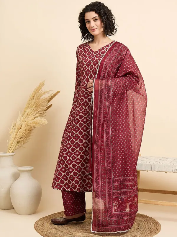 Maroon_Kurta_Pant_Dupatta_Set_For_Women