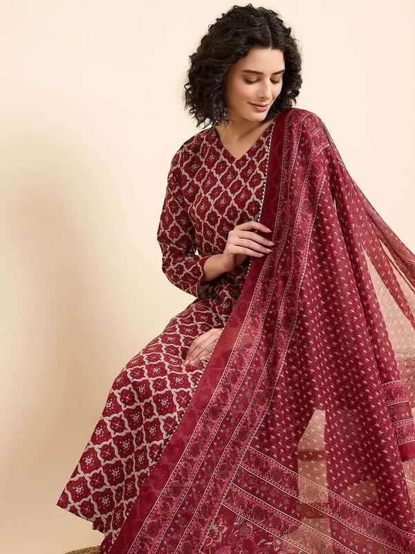Maroon_Kurta_Pant_Dupatta_Set_For_Women