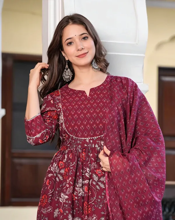 Maroon_Kurta_Pant_Dupatta_Set_For_Women