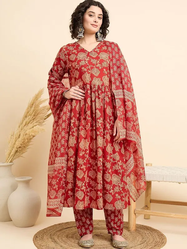 Maroon_Kurta_Pant_Dupatta_Set_For_Women
