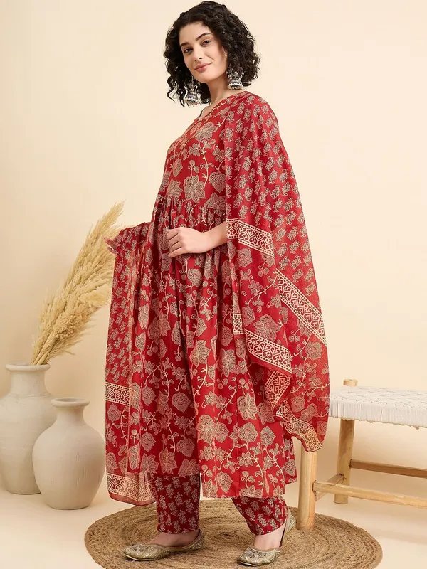 Maroon_Kurta_Pant_Dupatta_Set_For_Women