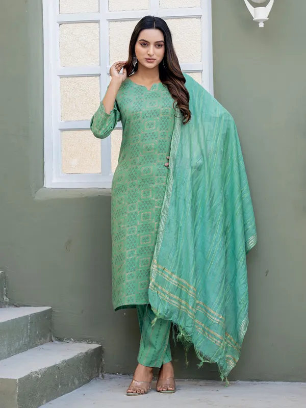 Green_&_Pista_Kurta_Pant_Dupatta_Set_For_Women