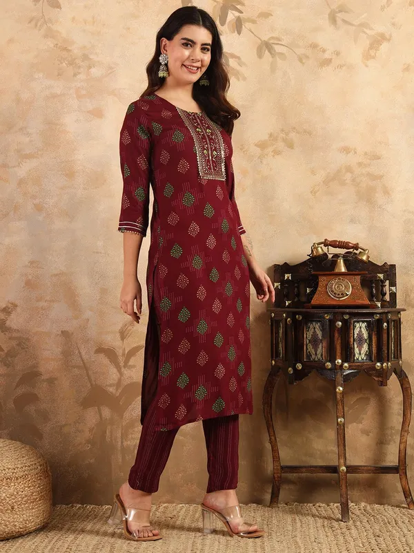 Red_&_Purple_Kurti_Pyjama_Set_For_Women