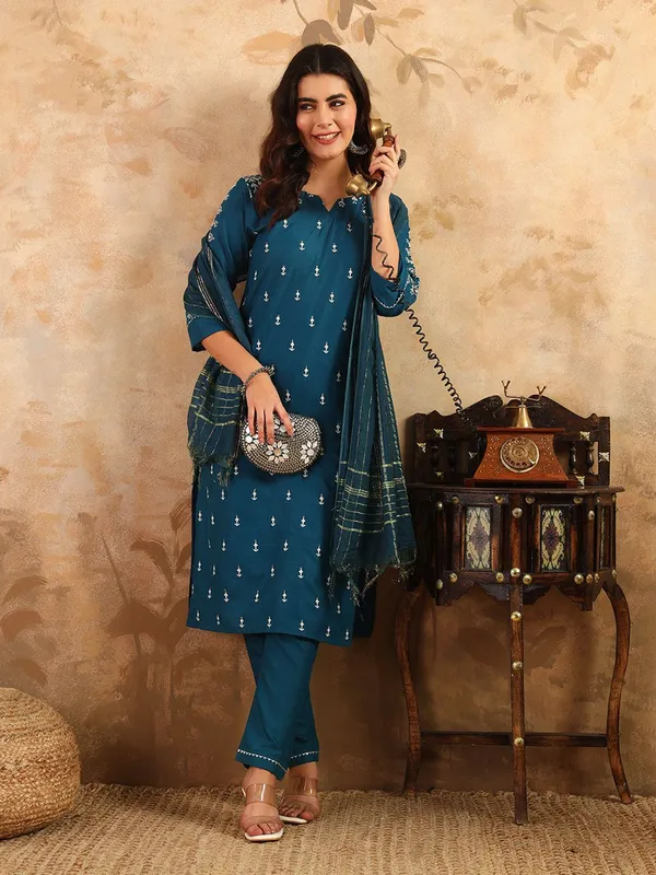 Blue_&_Morpich_Kurta_Pant_Dupatta_Set_For_Women