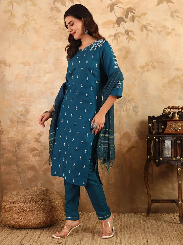 Blue_&_Morpich_Kurta_Pant_Dupatta_Set_For_Women