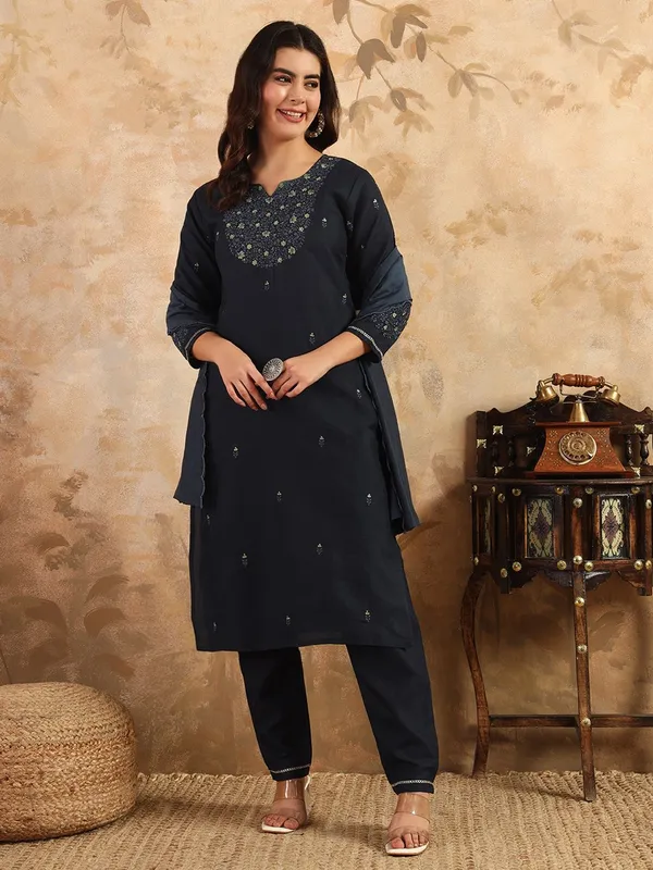 Blue_&_Navy_Blue_Kurta_Pant_Dupatta_Set_For_Women