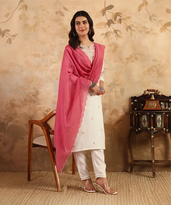 White_Kurta_Pant_Dupatta_Set_For_Women