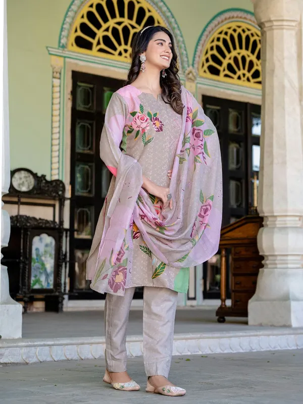 Beige_Kurta_Pant_Dupatta_Set_For_Women