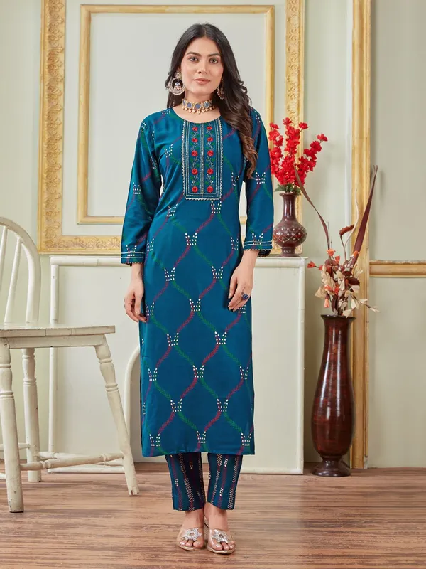Blue_&_Navy_Blue_Kurti_Pant_Set_For_Women