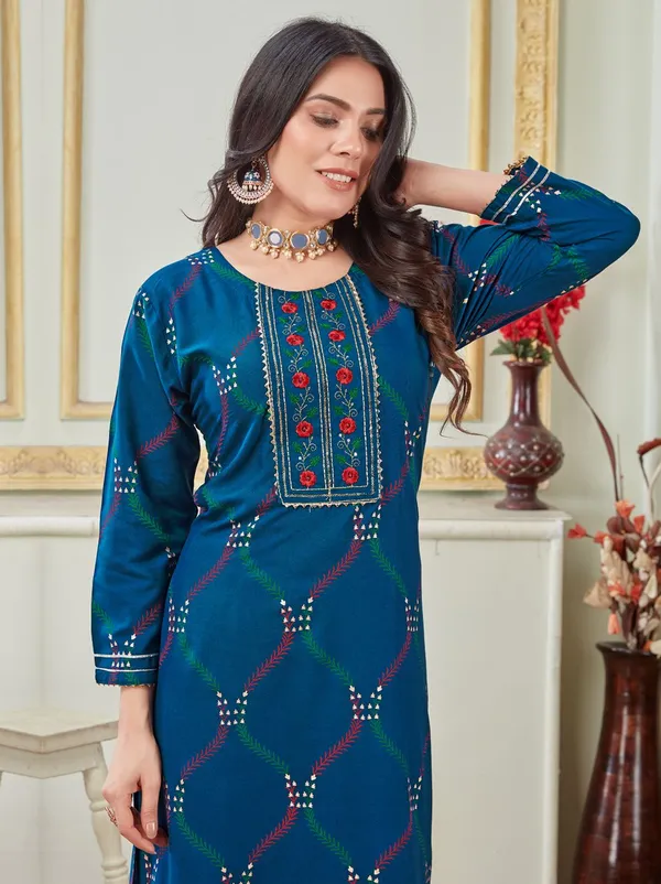 Blue_&_Navy_Blue_Kurti_Pant_Set_For_Women