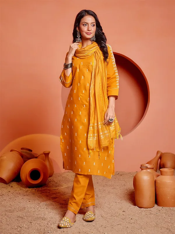 Yellow_Kurta_Pant_Dupatta_Set_For_Women
