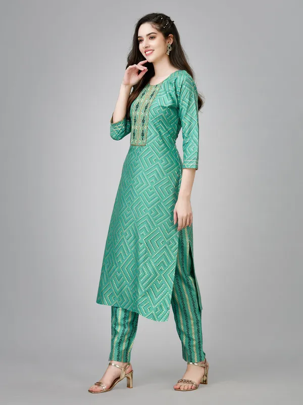 Light_Green_&_Pista_Kurta_Pant_Set_For_Women