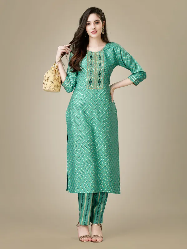 Light_Green_&_Pista_Kurta_Pant_Set_For_Women