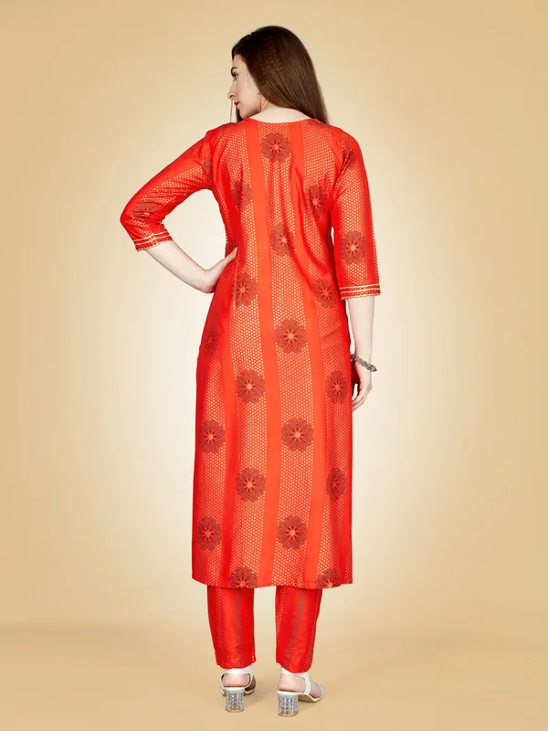 Orange_Kurta_Pant_Set_For_Women