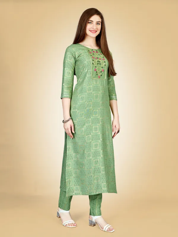Light_Green_&_Pista_Kurta_Pant_Set_For_Women